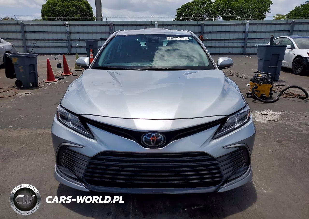 2024 Toyota Camry Le VIN:4T1R11AK5RU874792 - 5