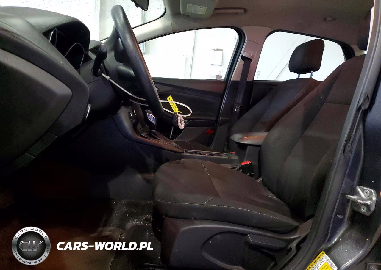 2017 Ford Focus Se VIN:1FADP3K22HL346421 - 7