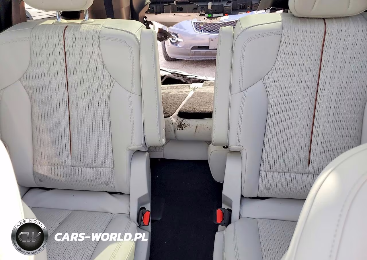 2026 Cadillac Vistiq Sport VIN:1GYC3NML6TZ702727 - 10