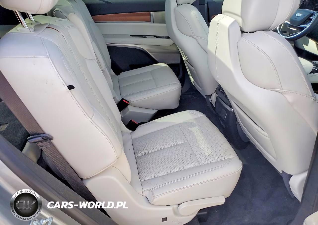 2026 Cadillac Vistiq Sport VIN:1GYC3NML6TZ702727 - 11
