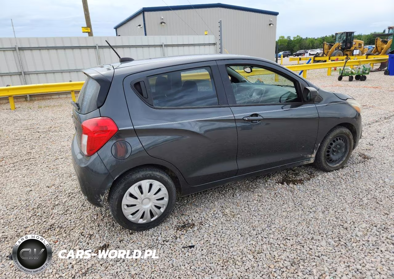 2017 Chevrolet Spark Ls VIN:KL8CB6SA0HC760075 - 3