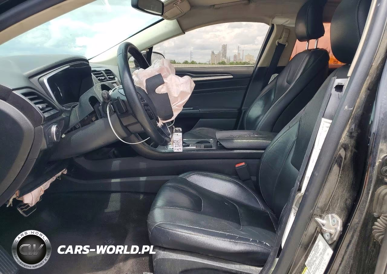 2018 Ford Fusion Titanium VIN:3FA6P0D93JR194240 - 7