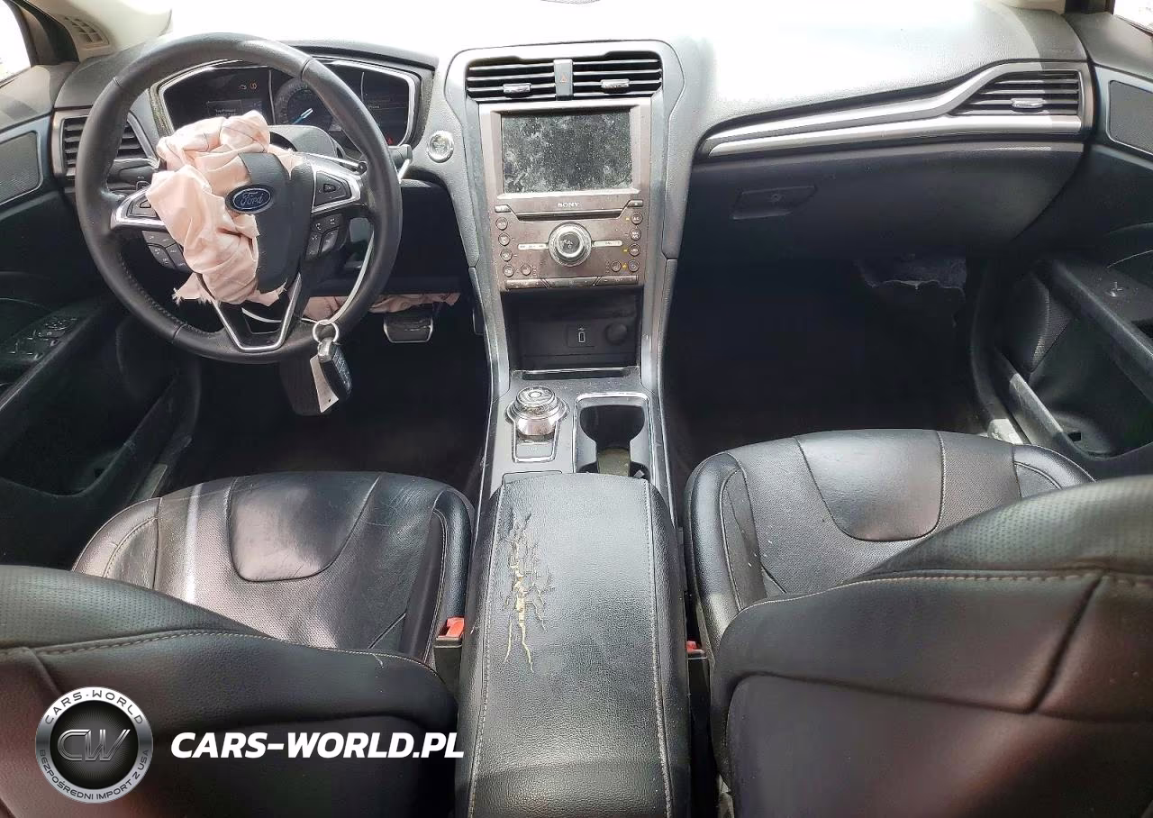 2018 Ford Fusion Titanium VIN:3FA6P0D93JR194240 - 8