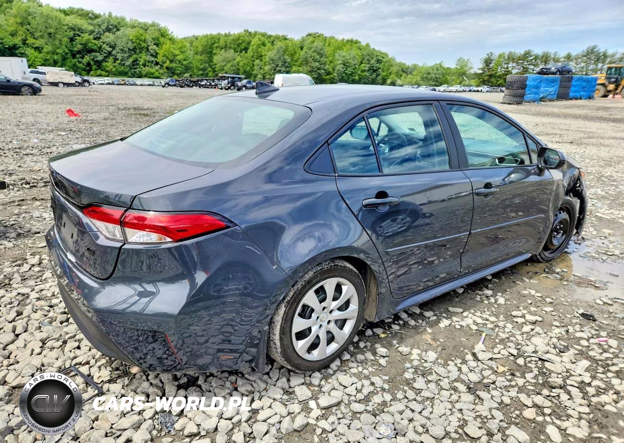 2024 Toyota Corolla Le VIN:5YFB4MDE7RP155559 - 3