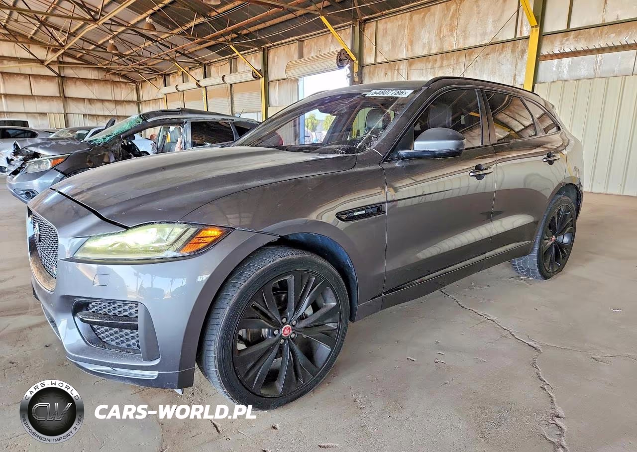 2018 Jaguar F-Pace R - Sport – zdjęcie 1 z 13