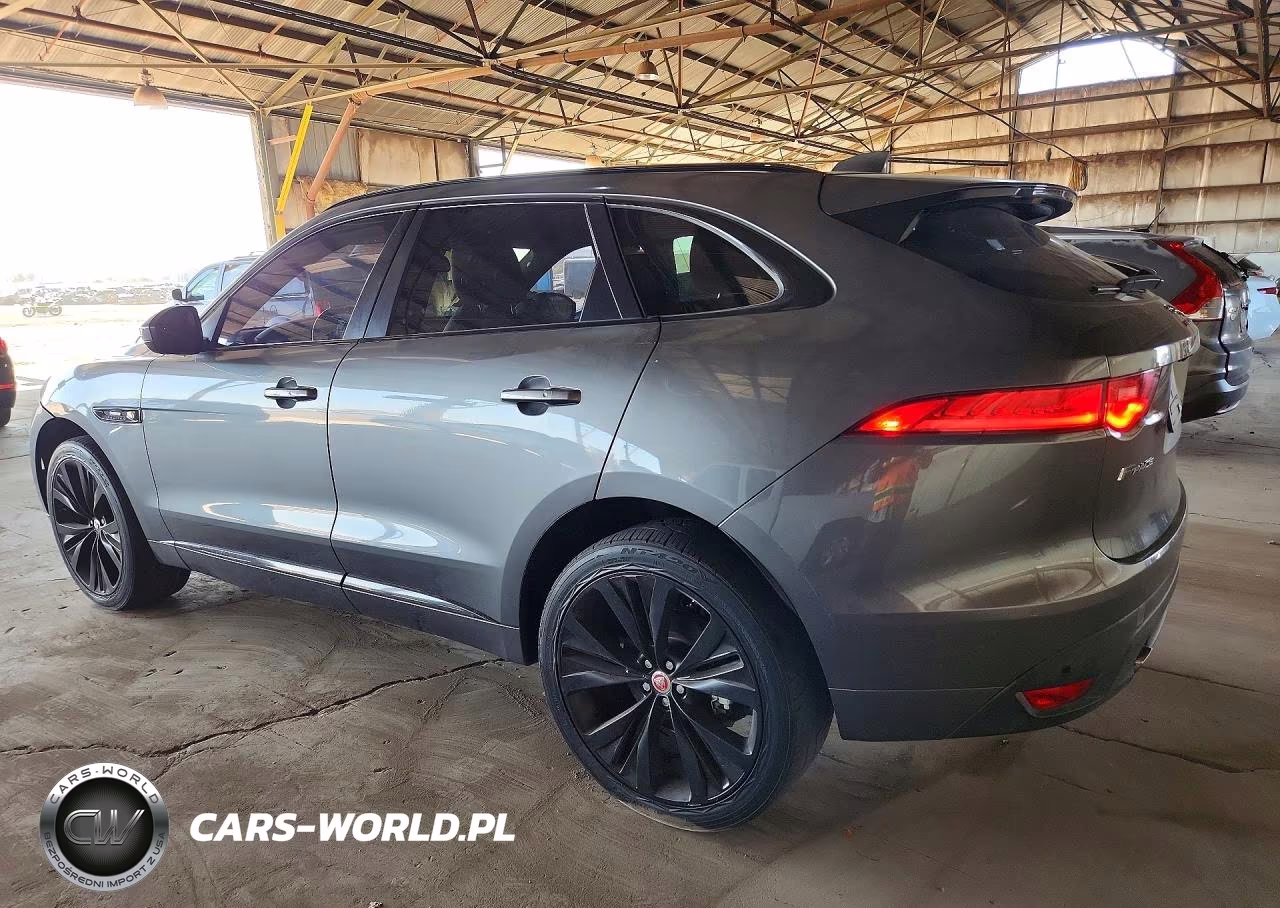 2018 Jaguar F-Pace R - Sport VIN:SADCL2FX8JA269643 - 2