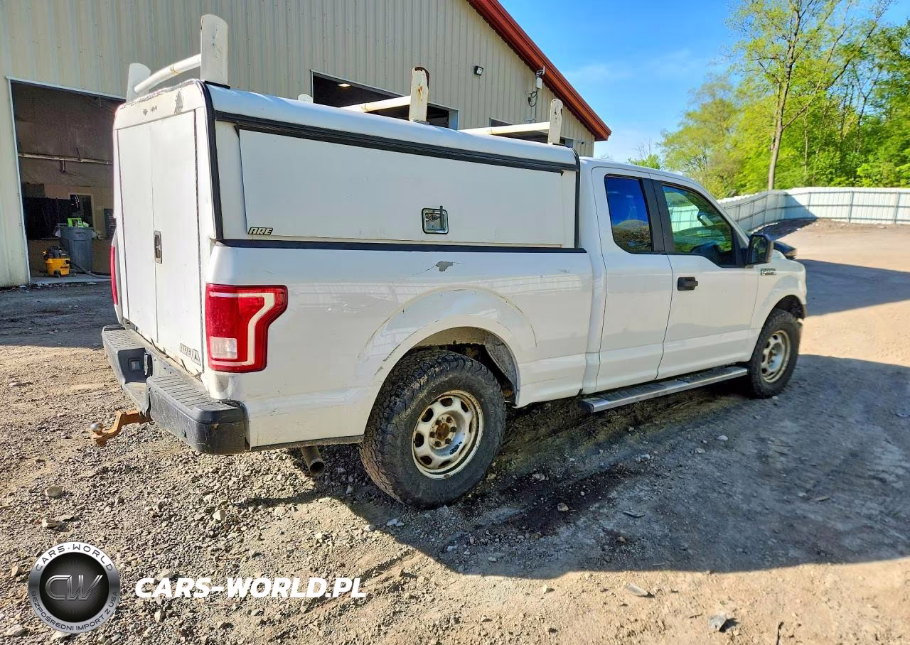 2017 Ford F150 Super Cab VIN:1FTEX1C83HKD34094 - 3