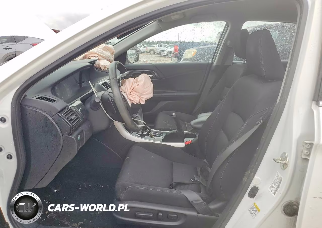 2015 Honda Accord Sport VIN:1HGCR2F57FA052604 - 7