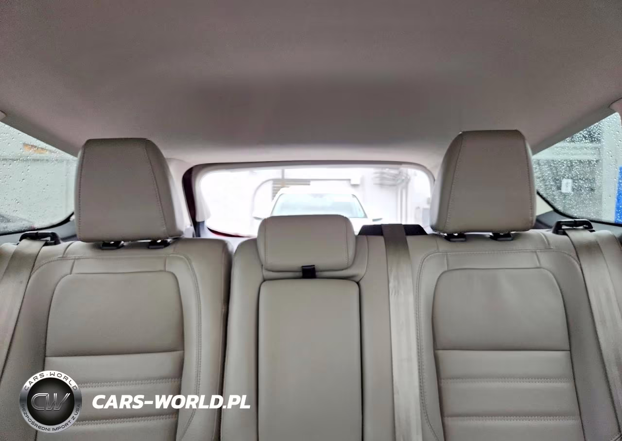 2018 Ford Escape Sel VIN:1FMCU0HD5JUB19709 - 10
