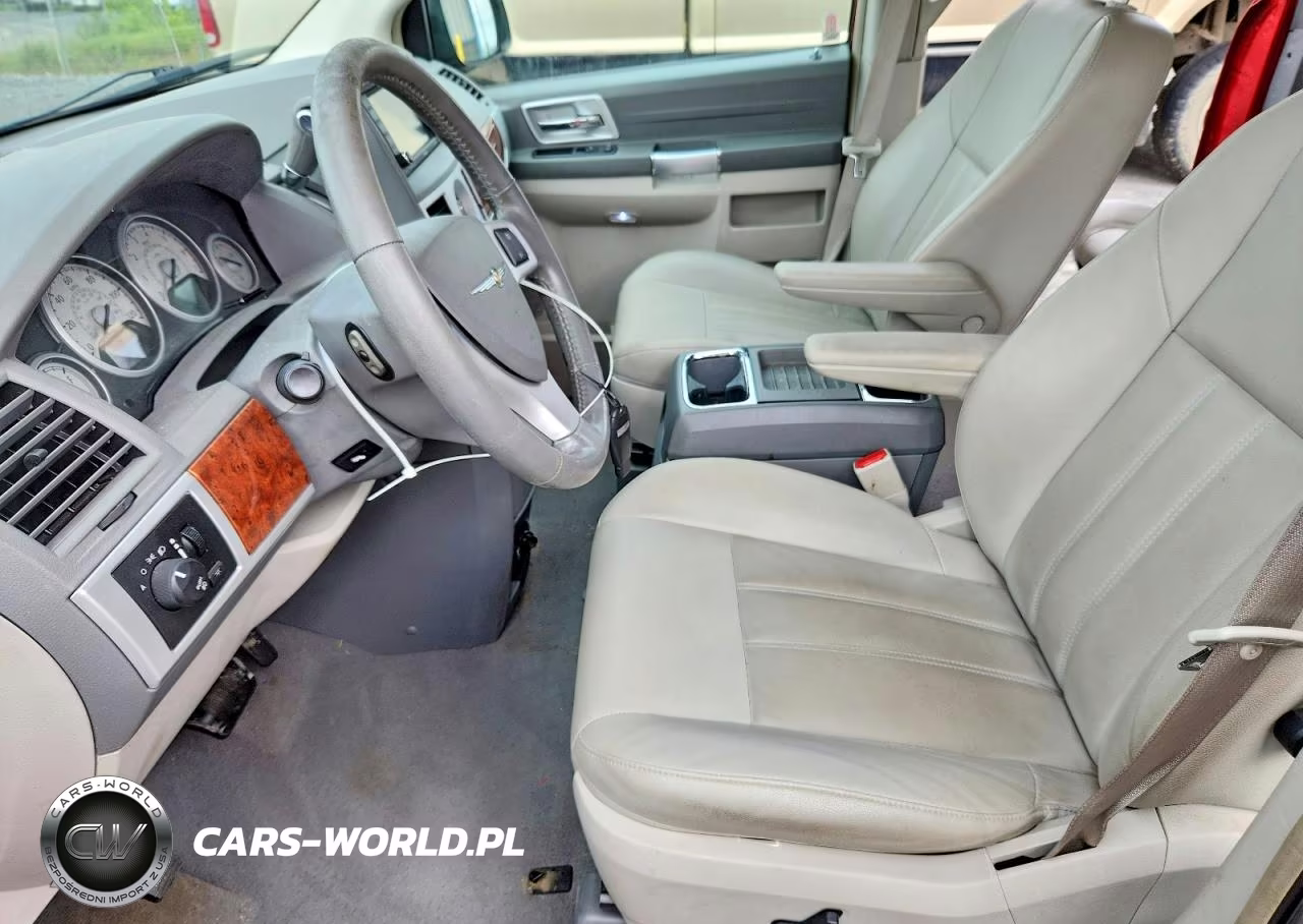 2008 Chrysler Town & Country Touring VIN:2A8HR54P78R824469 - 7