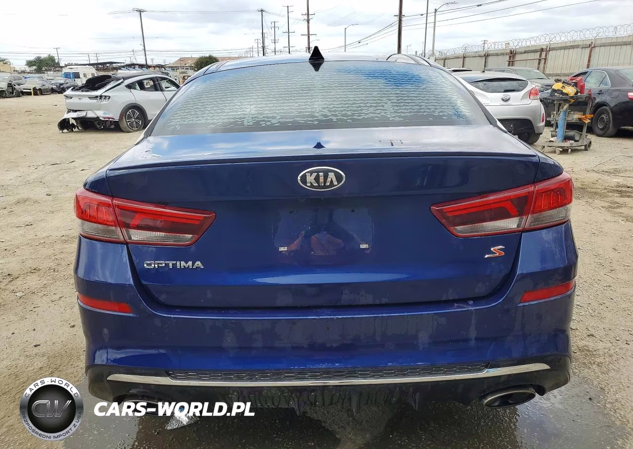2019 Kia Optima S VIN:5XXGT4L35KG354813 - 6