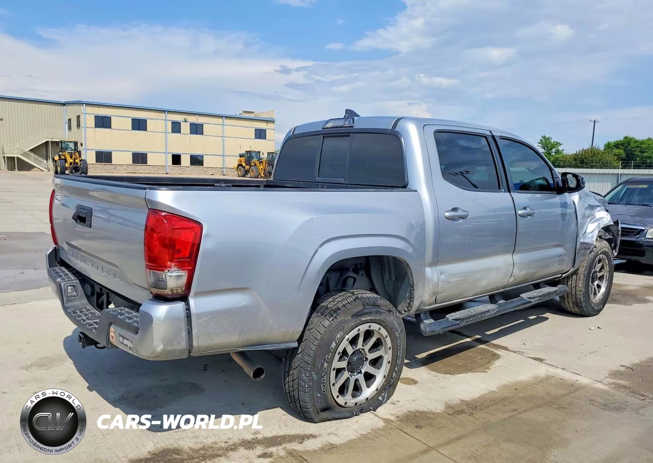 2017 Toyota Tacoma Sr VIN:5TFAX5GNXHX101483 - 3