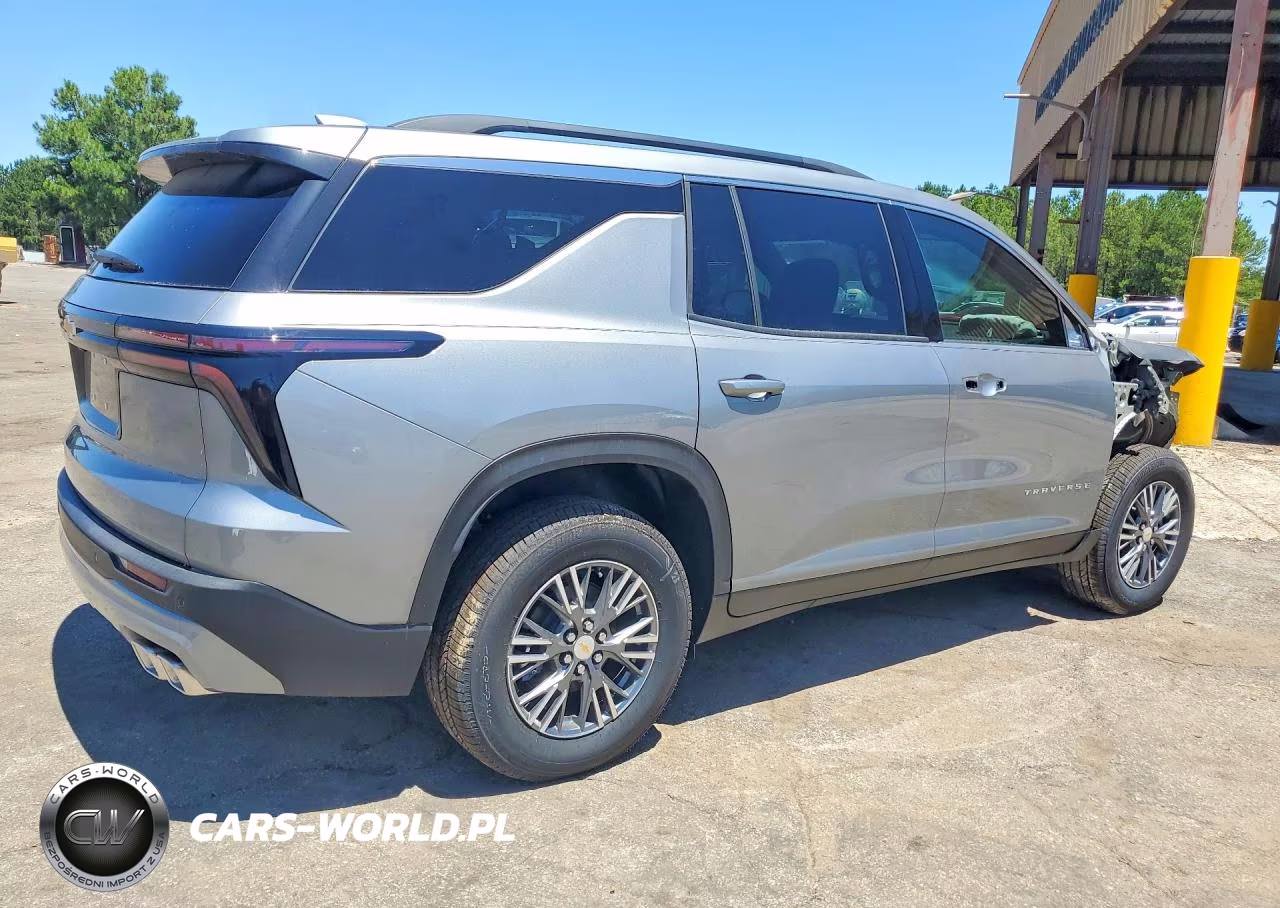2026 Chevrolet Traverse Lt VIN:1GNERGKS5TJ212904 - 3