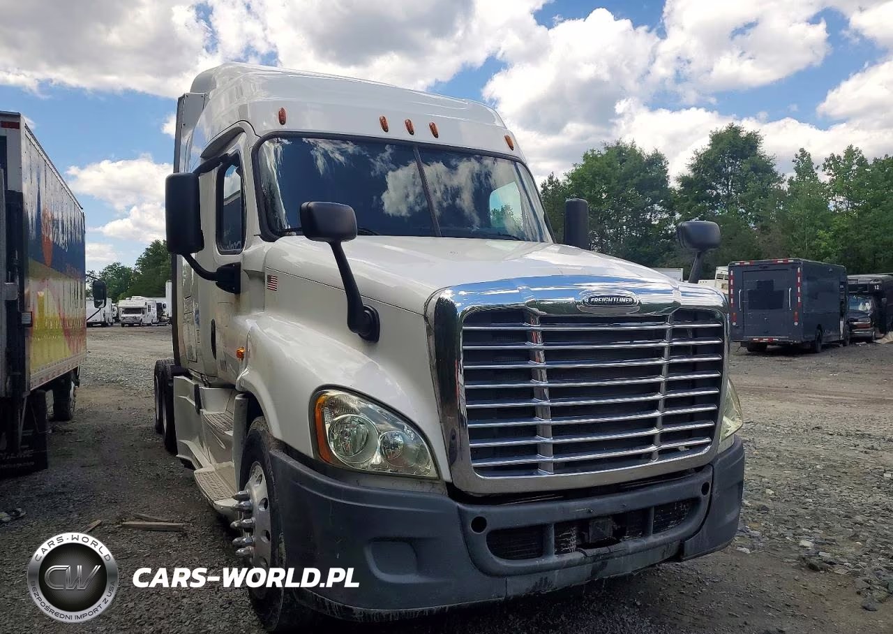 2015 Freightliner Cascadia Semi Truck VIN:1FUJGLDV7FLGF3740 - 9