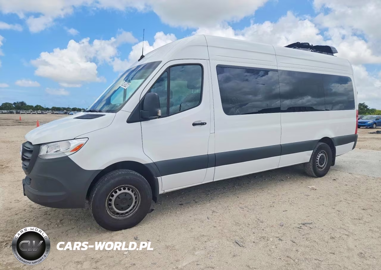2025 Mercedes-Benz Sprinter 2500