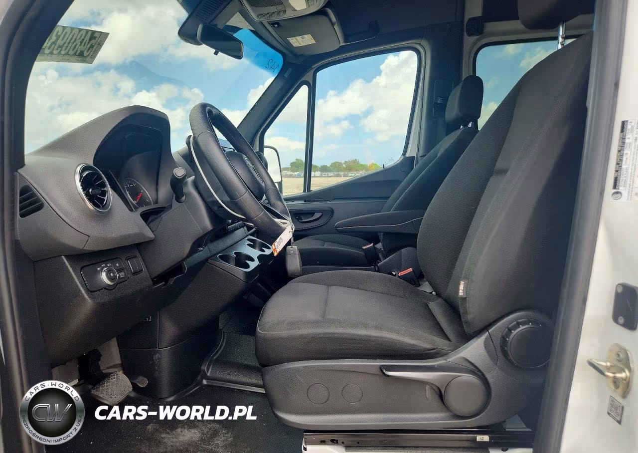 2025 Mercedes-Benz Sprinter 2500 VIN:W1Z4KGHY1ST205821 - 7