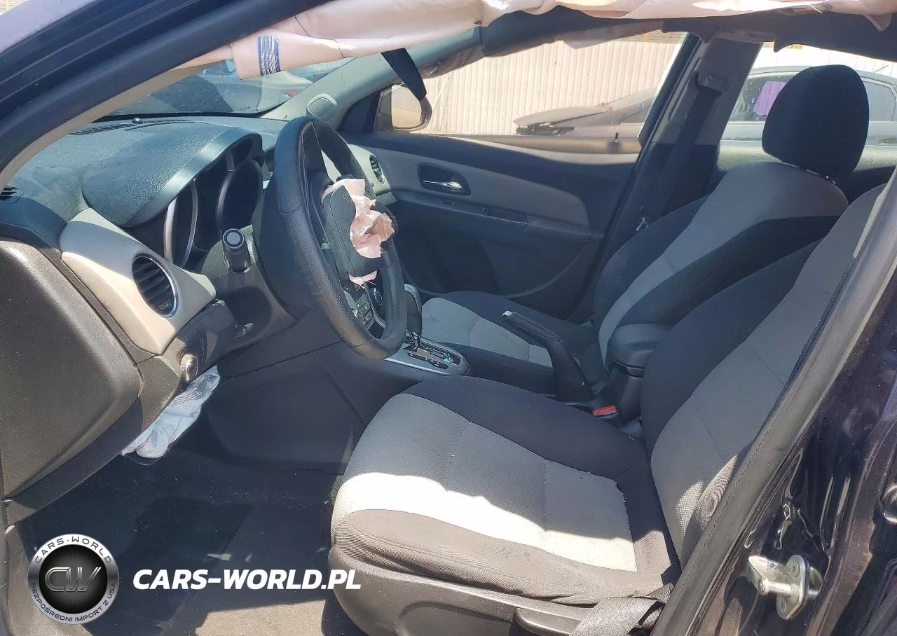 2015 Chevrolet Cruze Ls VIN:1G1PA5SG5F7138550 - 7