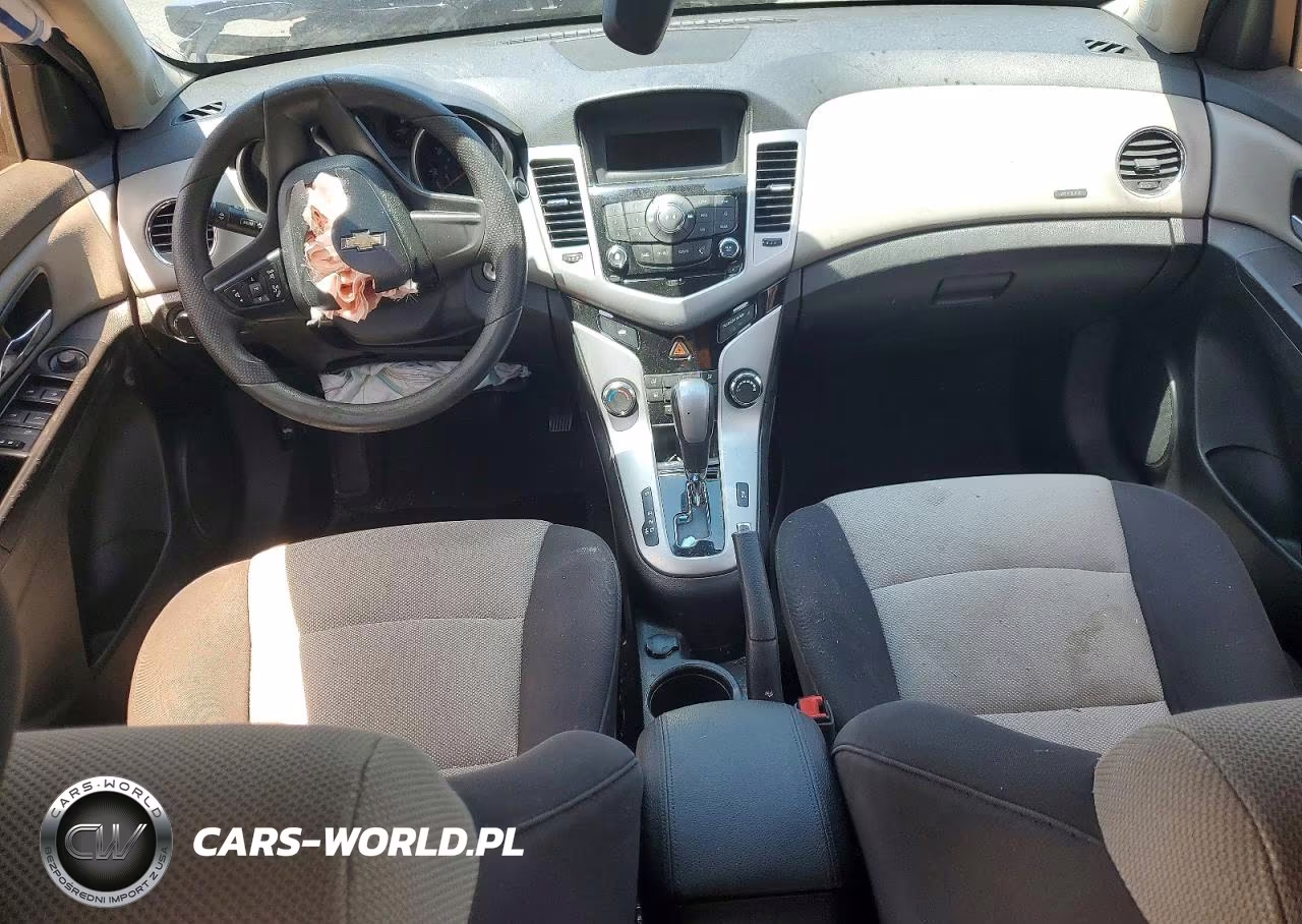 2015 Chevrolet Cruze Ls VIN:1G1PA5SG5F7138550 - 8