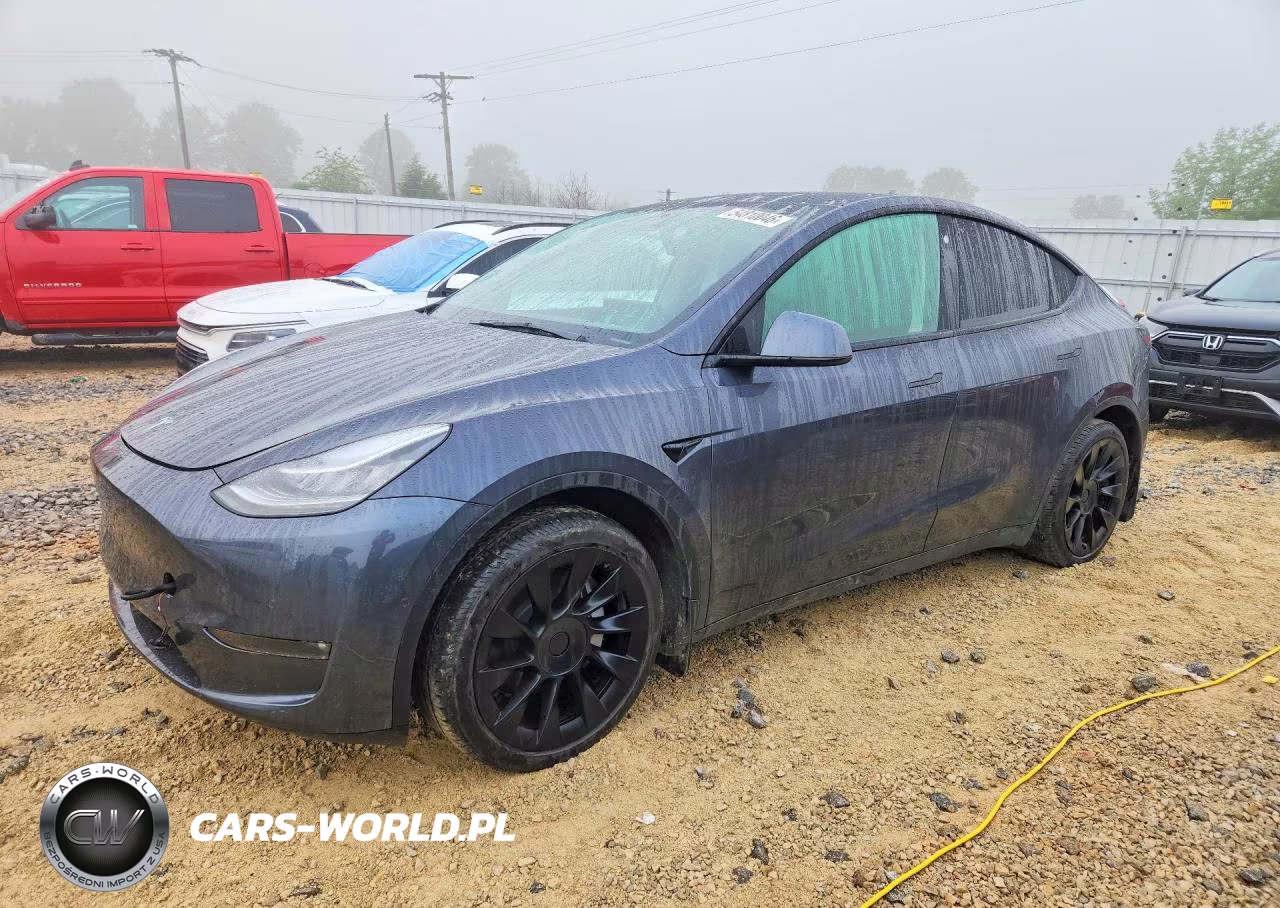 2021 Tesla Model Y – zdjęcie 1 z 13