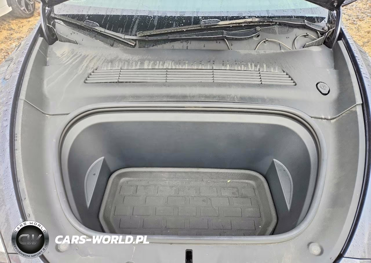 2021 Tesla Model Y VIN:5YJYGDEE0MF232566 - 12