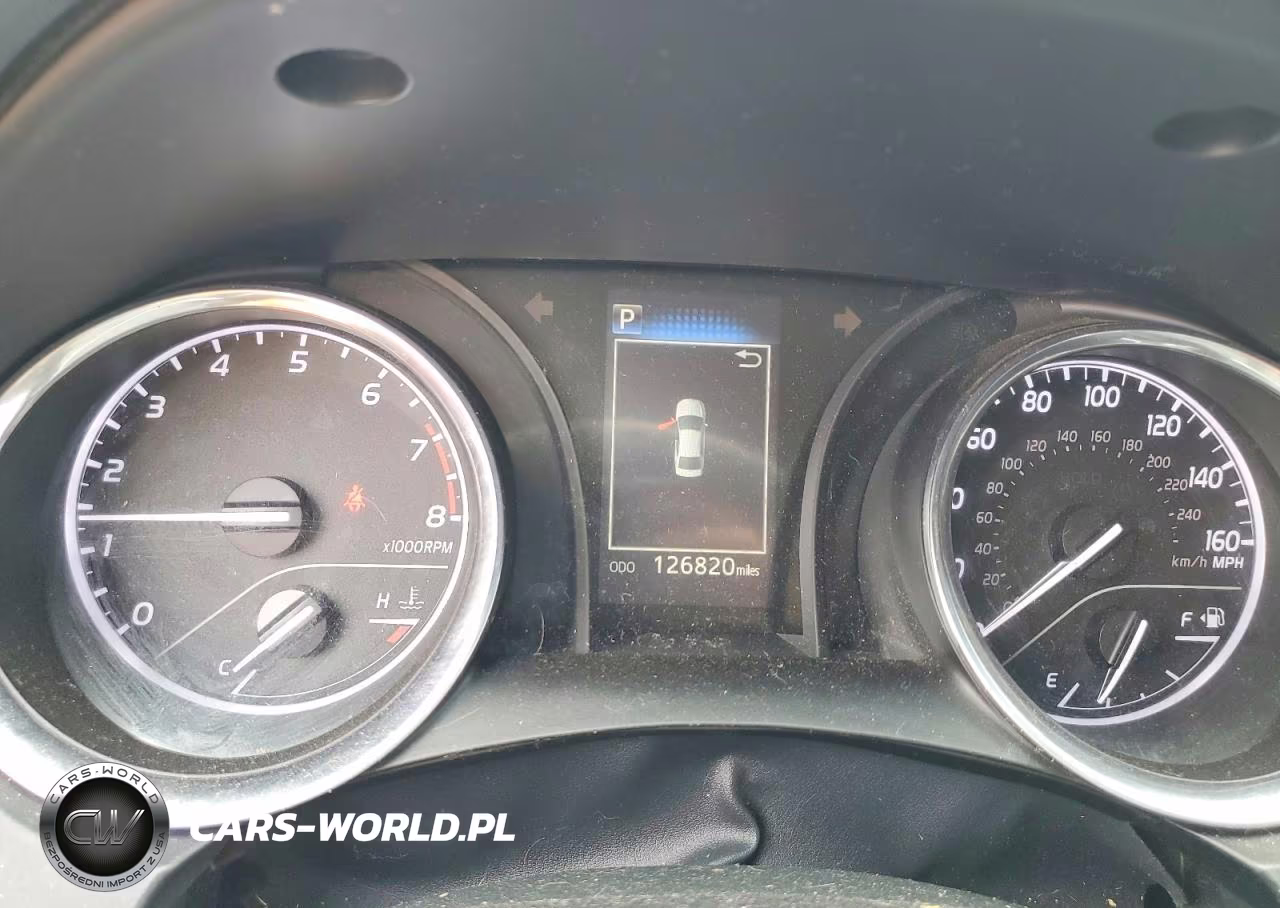 2018 Toyota Camry Le VIN:4T1B11HK6JU581429 - 9