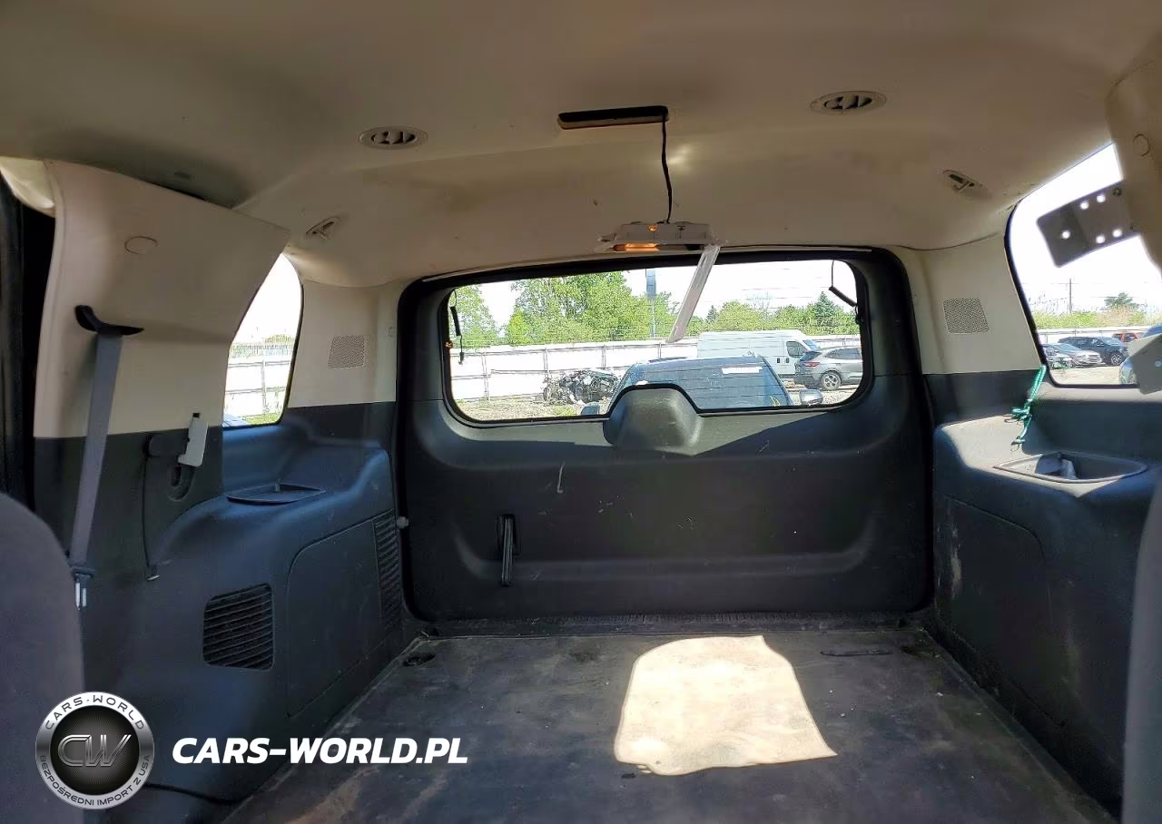 2008 Chevrolet Tahoe K1500 VIN:1GNFK13018J251564 - 10