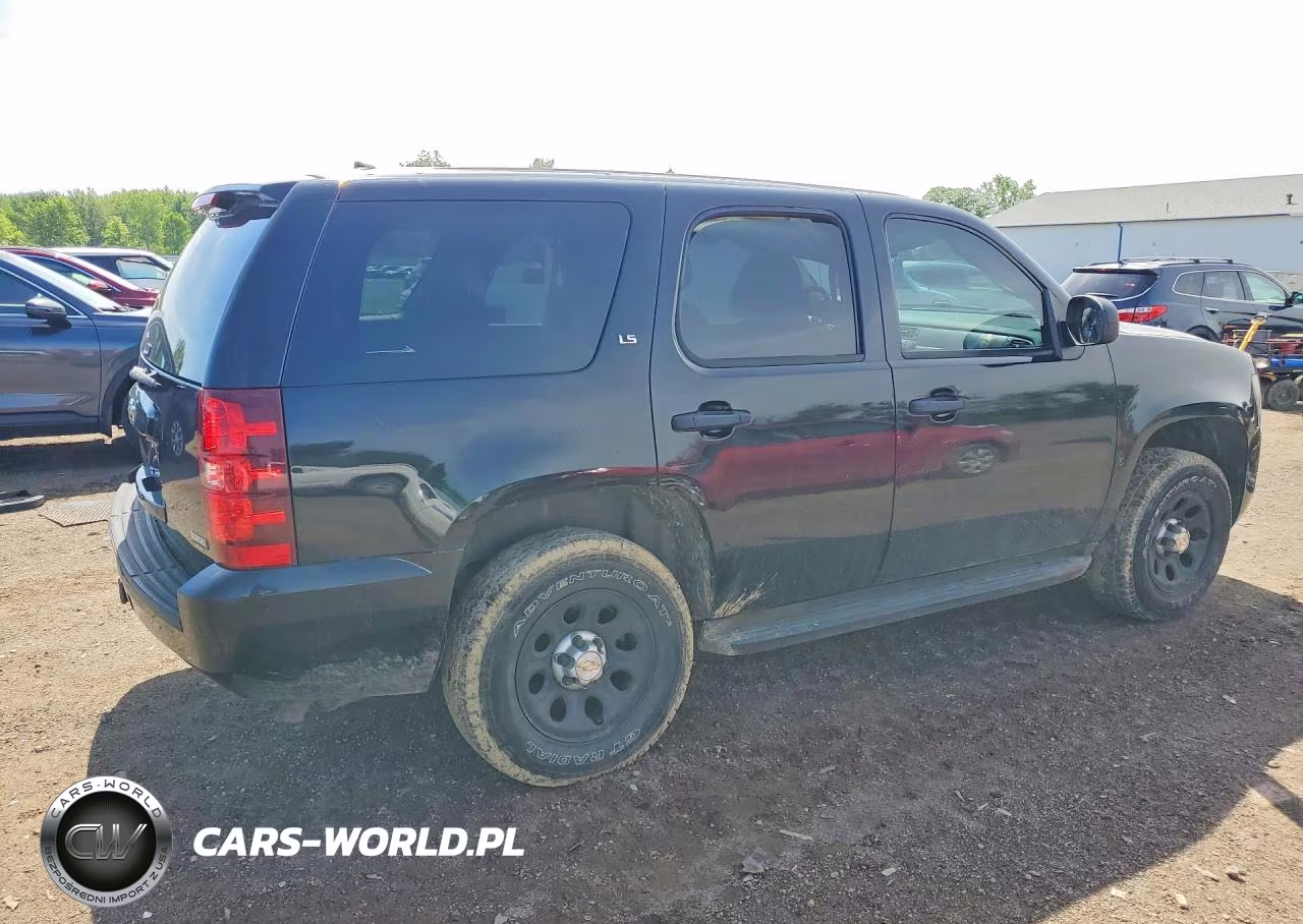 2008 Chevrolet Tahoe K1500 VIN:1GNFK13018J251564 - 3