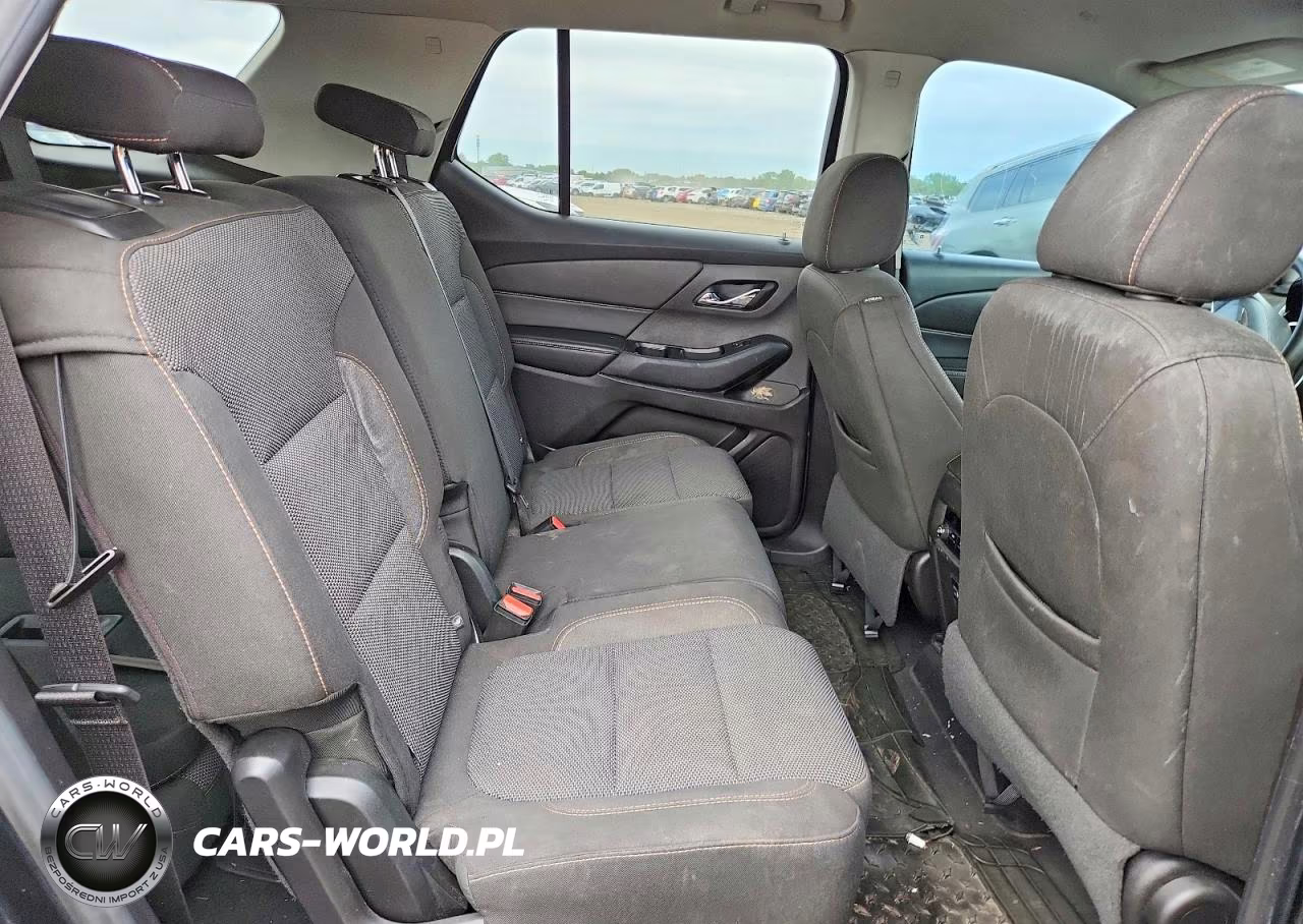 2018 Chevrolet Traverse Ls VIN:1GNERFKW9JJ147372 - 10