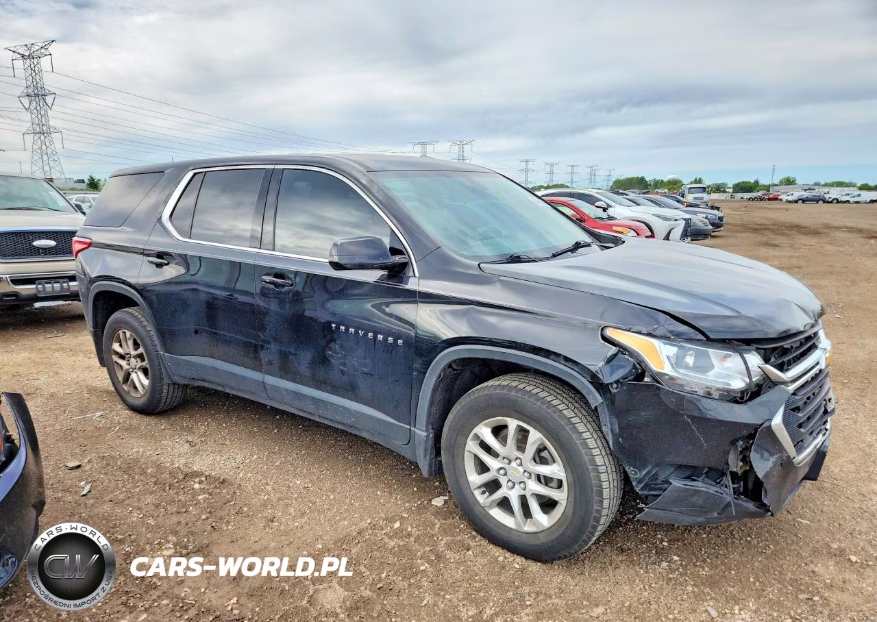 2018 Chevrolet Traverse Ls VIN:1GNERFKW9JJ147372 - 4