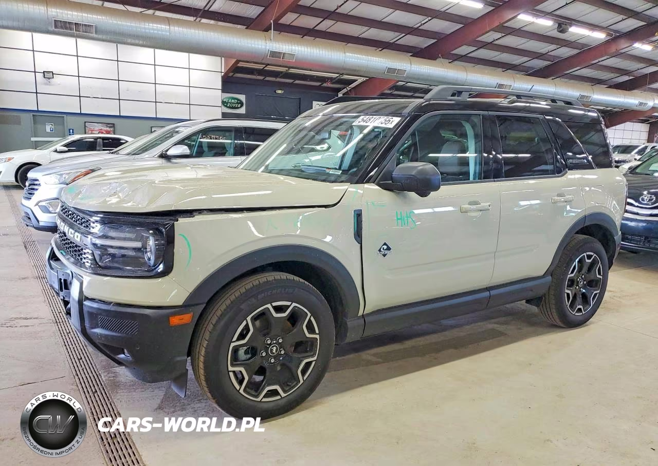 2025 Ford Bronco Sport Outer Banks – zdjęcie 1 z 13