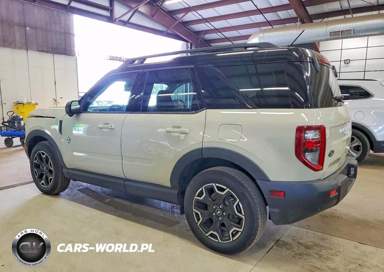 2025 Ford Bronco Sport Outer Banks VIN:3FMCR9CN2SRE45742 - 2