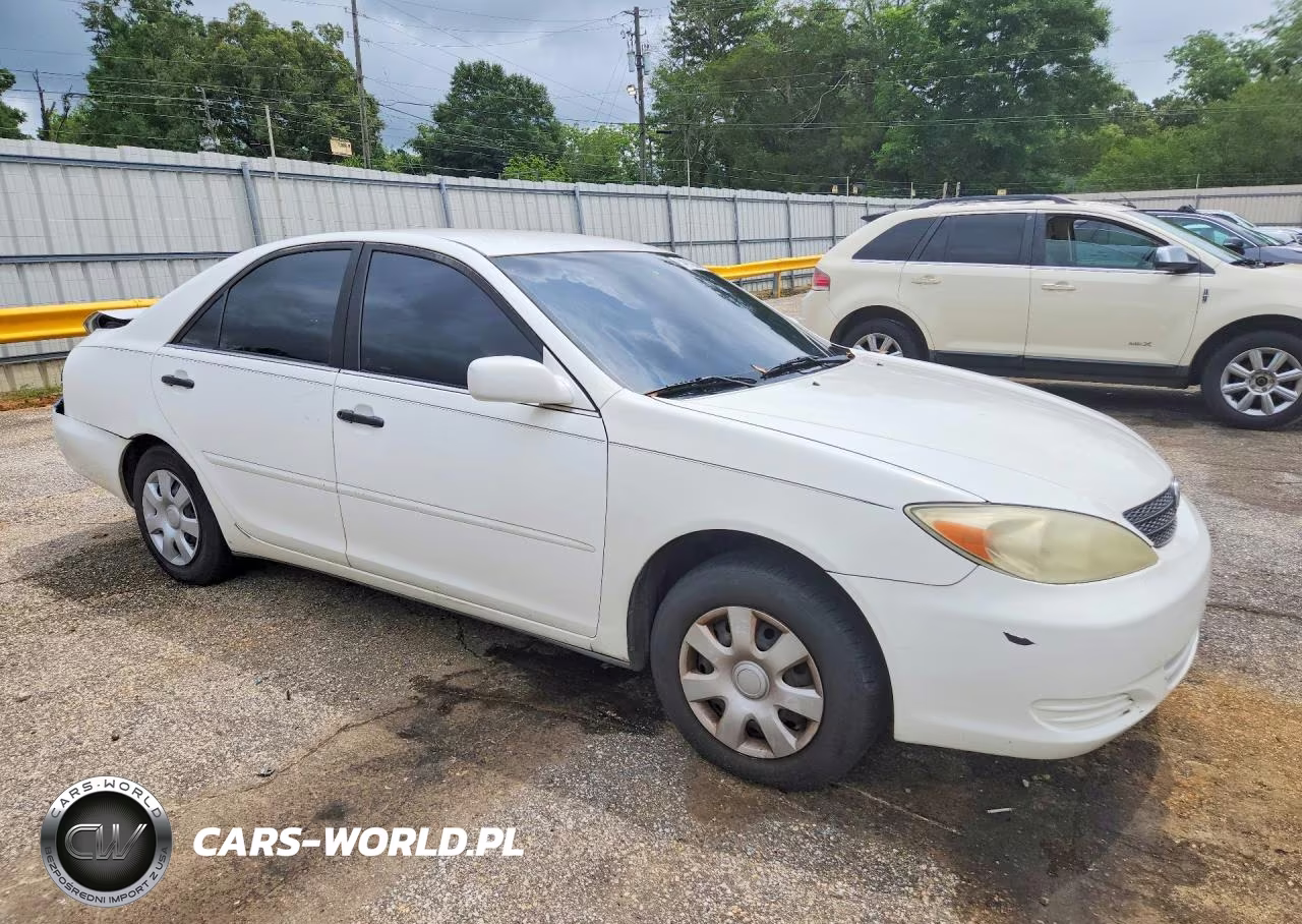 2002 Toyota Camry Le VIN:4T1BE32K72U103028 - 4