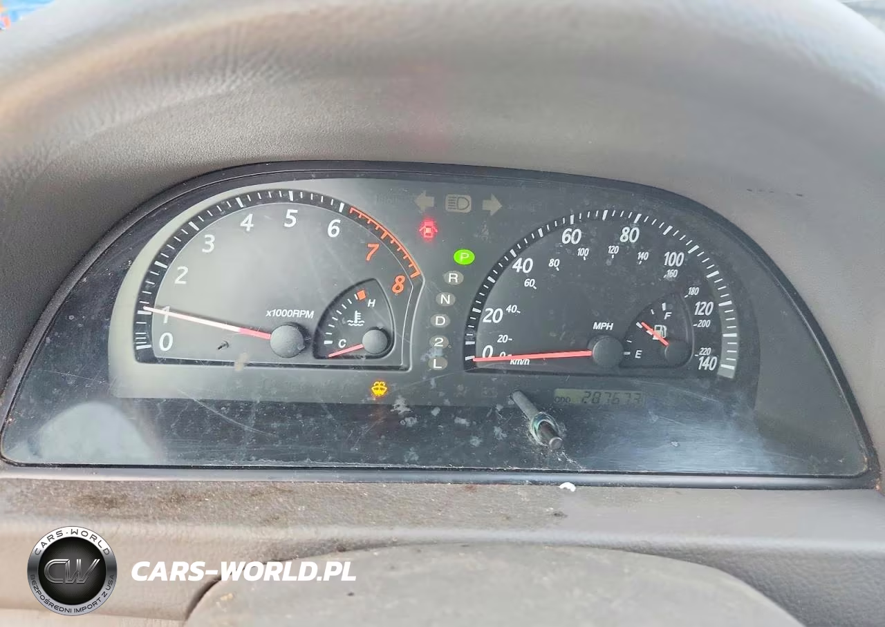 2002 Toyota Camry Le VIN:4T1BE32K72U103028 - 9