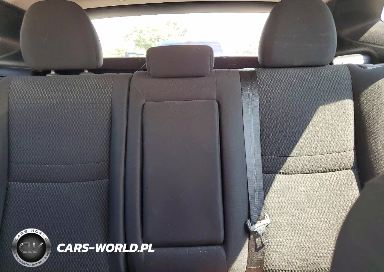 2019 Nissan Rogue Sport S VIN:JN1BJ1CP8KW240744 - 10