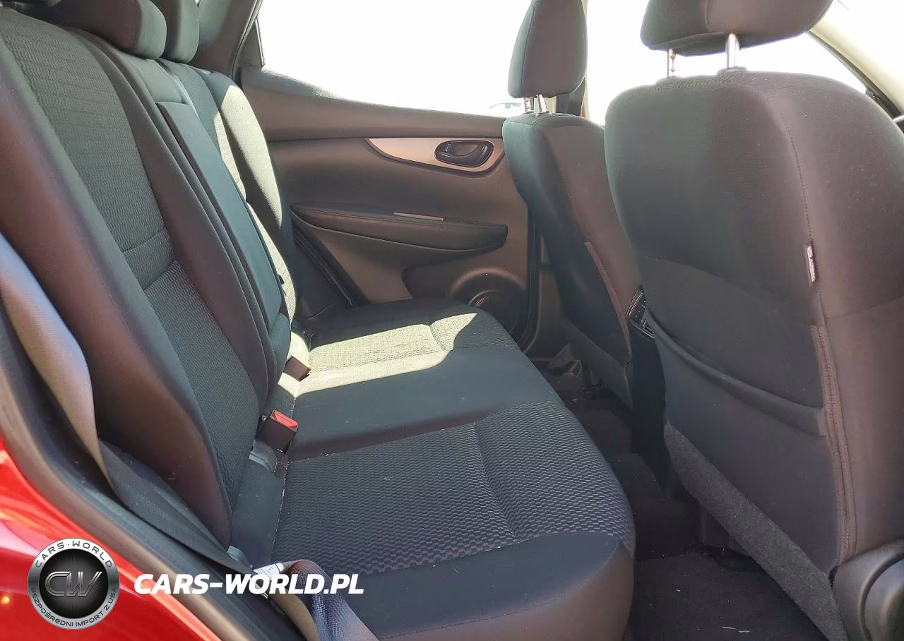 2019 Nissan Rogue Sport S VIN:JN1BJ1CP8KW240744 - 11