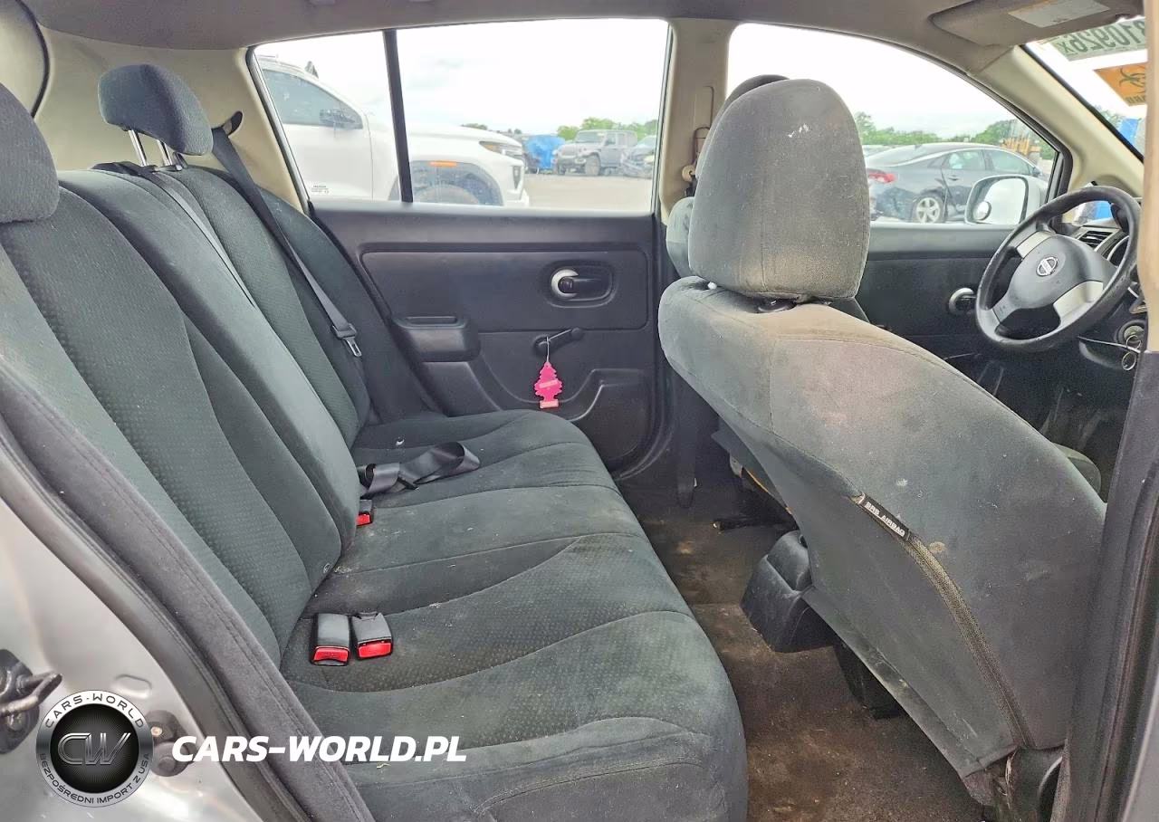 2010 Nissan Versa 1.8 S VIN:3N1BC1CP9AL437727 - 10