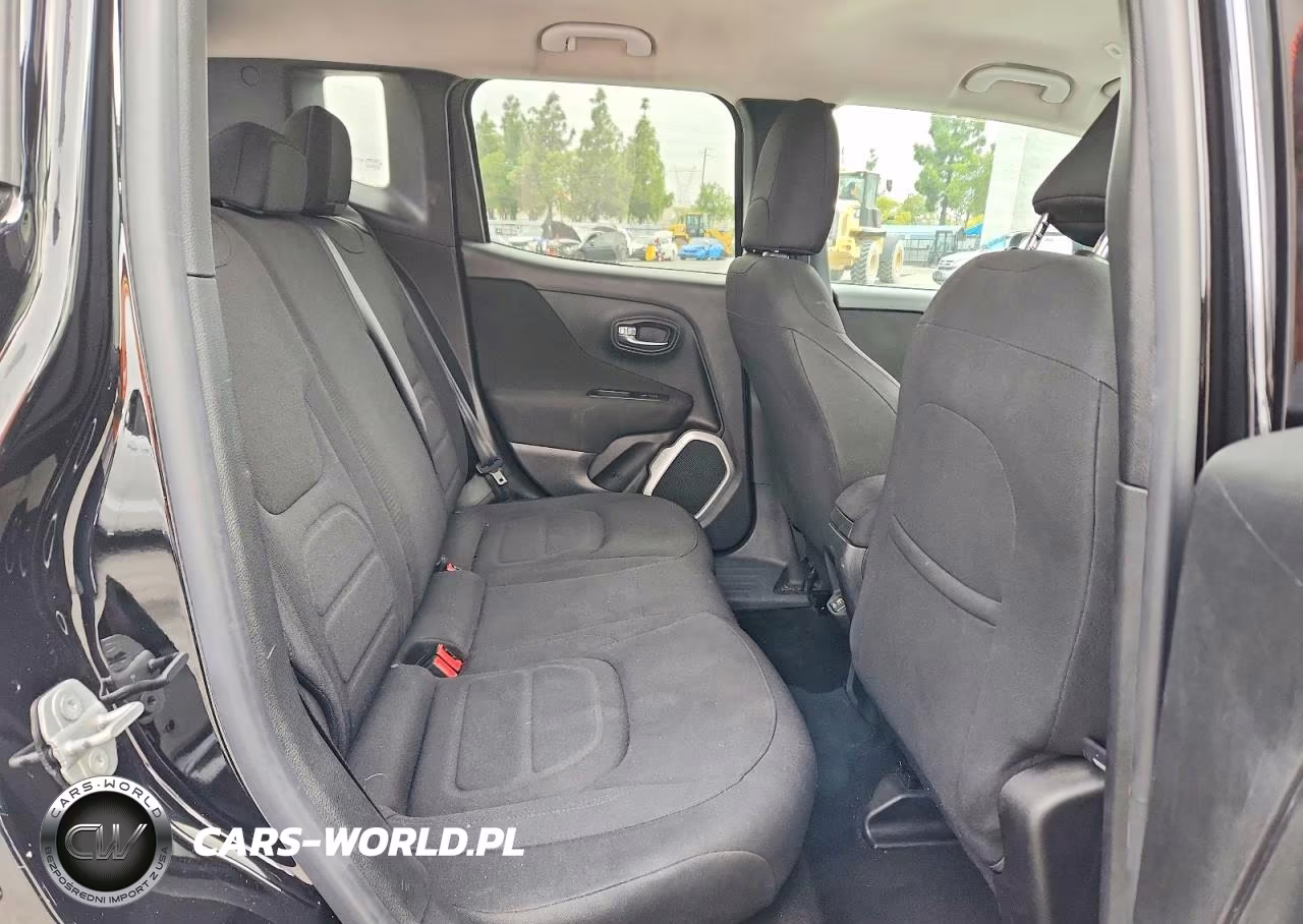 2018 Jeep Renegade Latitude VIN:ZACCJABBXJPH48779 - 10