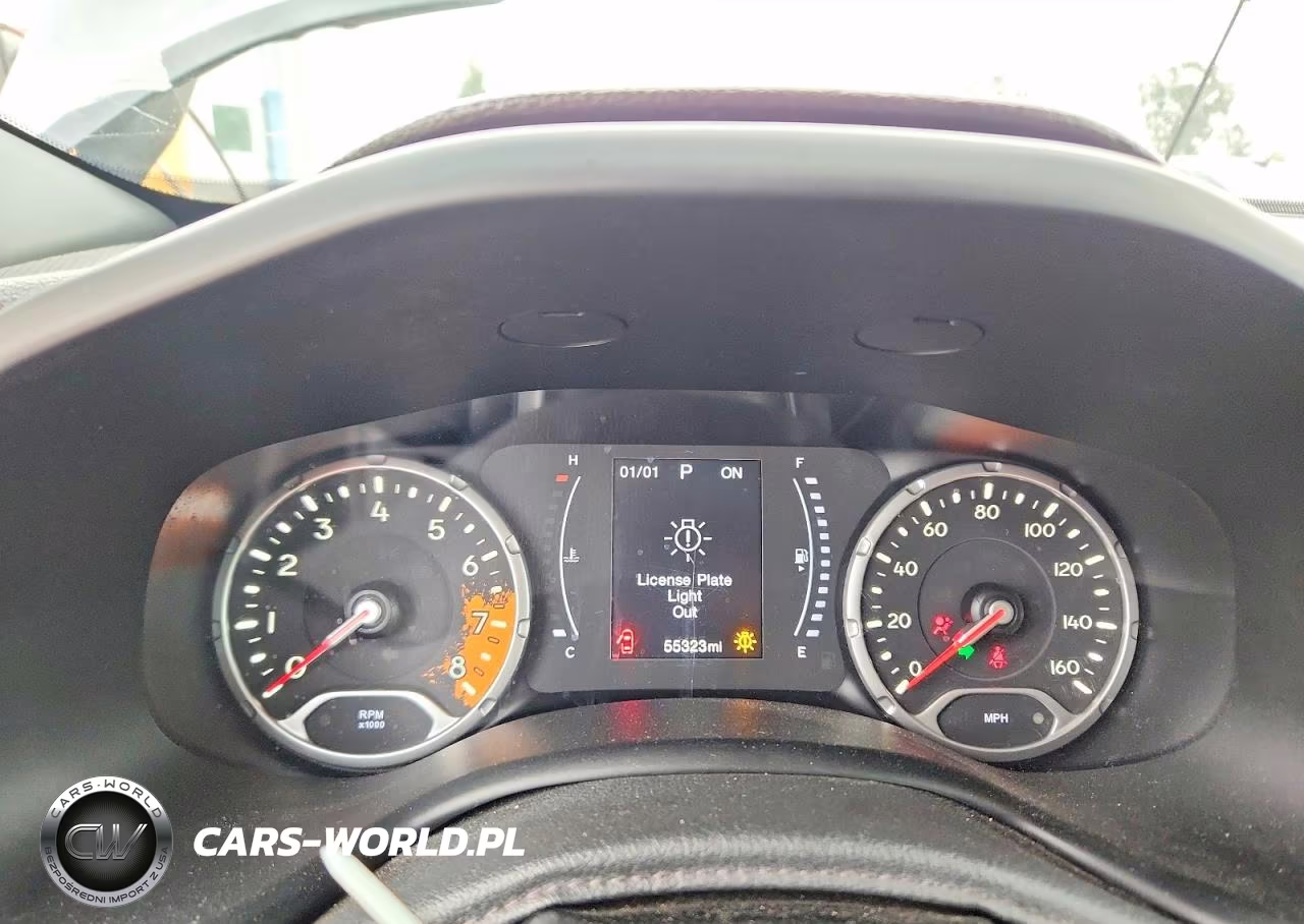 2018 Jeep Renegade Latitude VIN:ZACCJABBXJPH48779 - 9