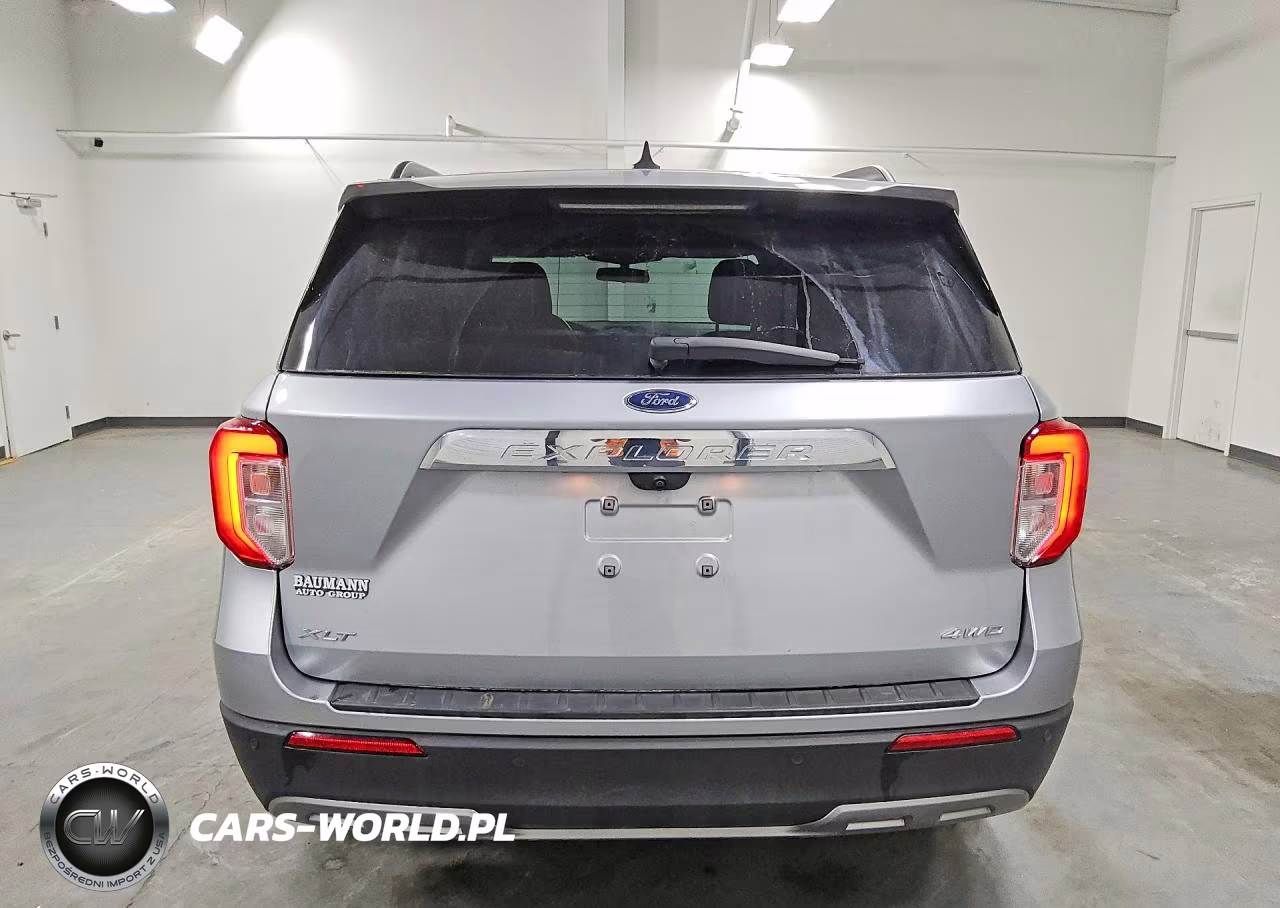 2022 Ford Explorer Xlt VIN:1FMSK8DH1NGA69310 - 6
