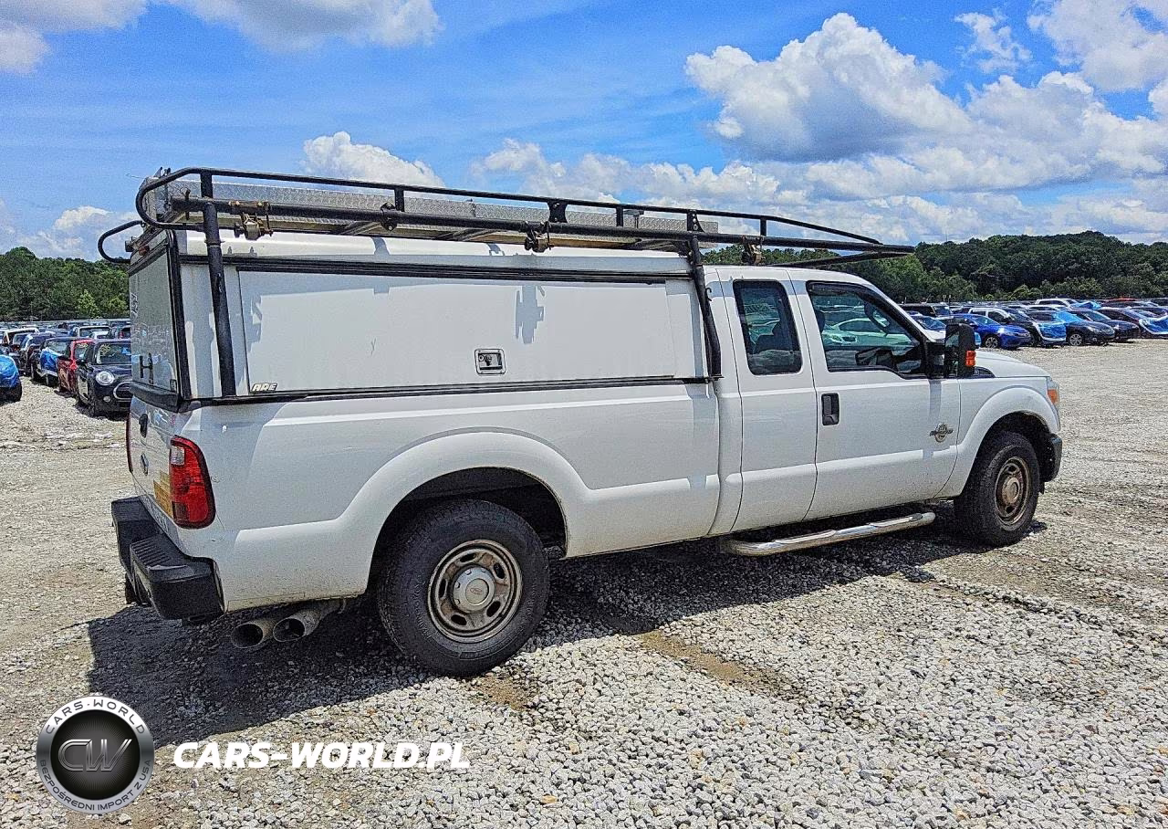 2014 Ford F250 Super Duty VIN:1FT7X2ATXEEA10625 - 3
