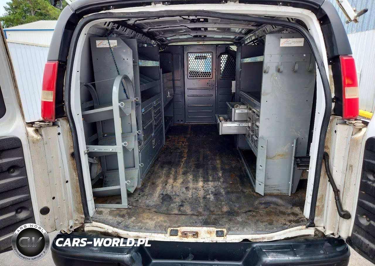 2016 Chevrolet Express G2500 VIN:1GCWGAFFXG1280862 - 10