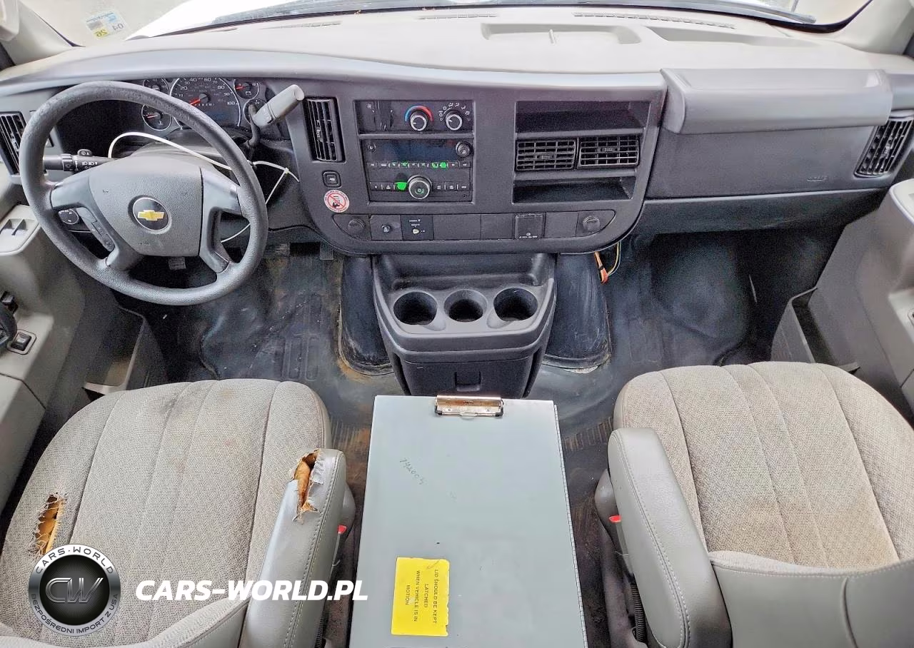 2016 Chevrolet Express G2500 VIN:1GCWGAFFXG1280862 - 8