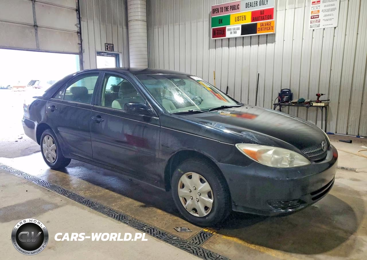 2004 Toyota Camry Le VIN:4T1BE32KX4U331821 - 4