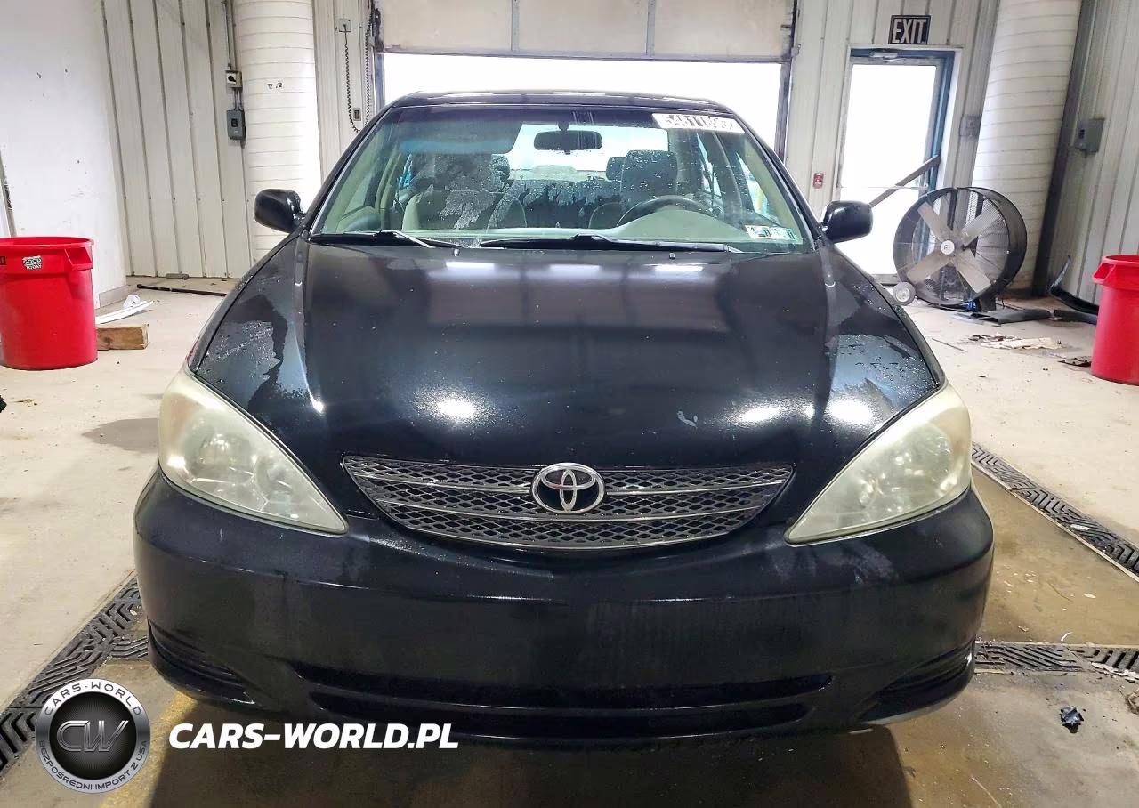 2004 Toyota Camry Le VIN:4T1BE32KX4U331821 - 5