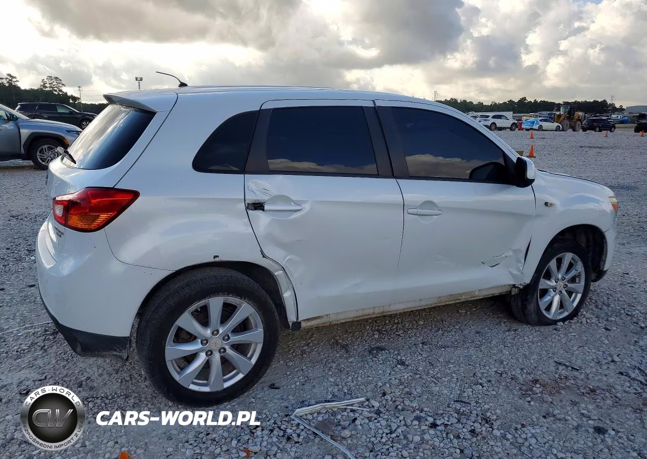2013 Mitsubishi Outlander Sport Es VIN:4A4AP3AUXDE013830 - 3