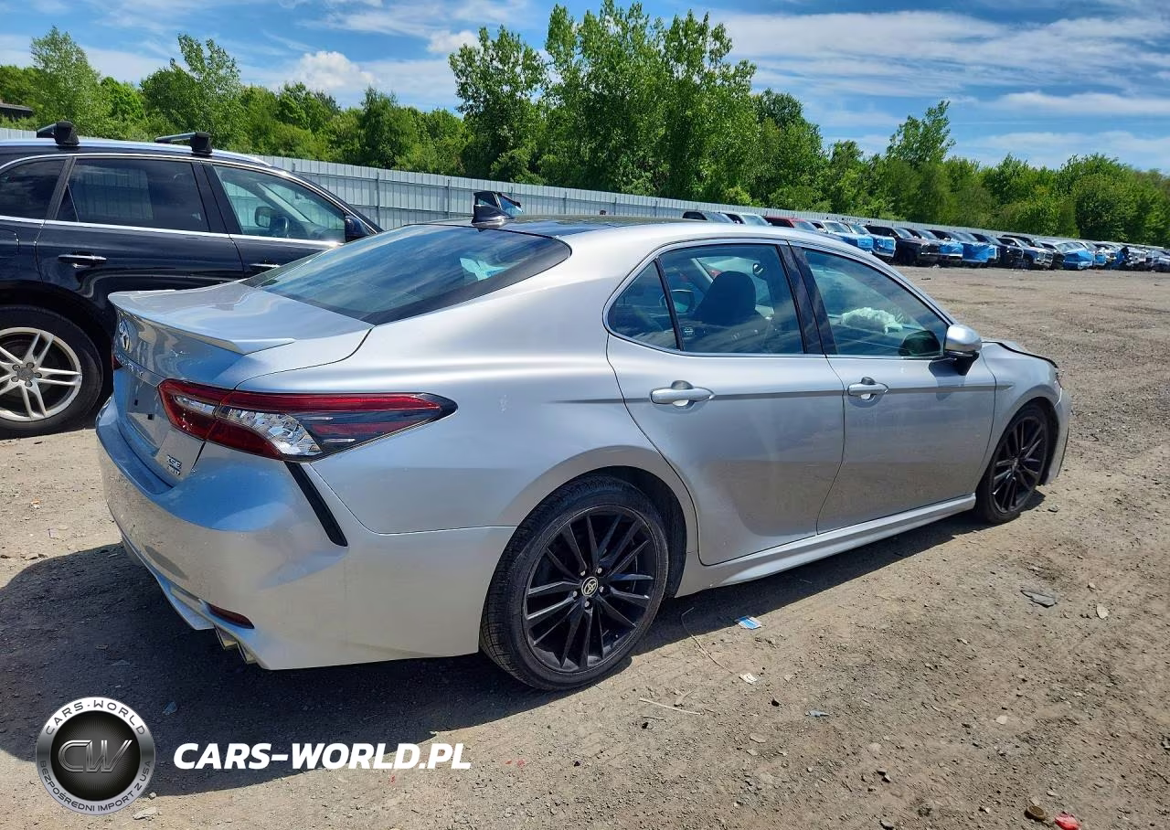 2021 Toyota Camry Xse VIN:4T1K61BK5MU030231 - 3
