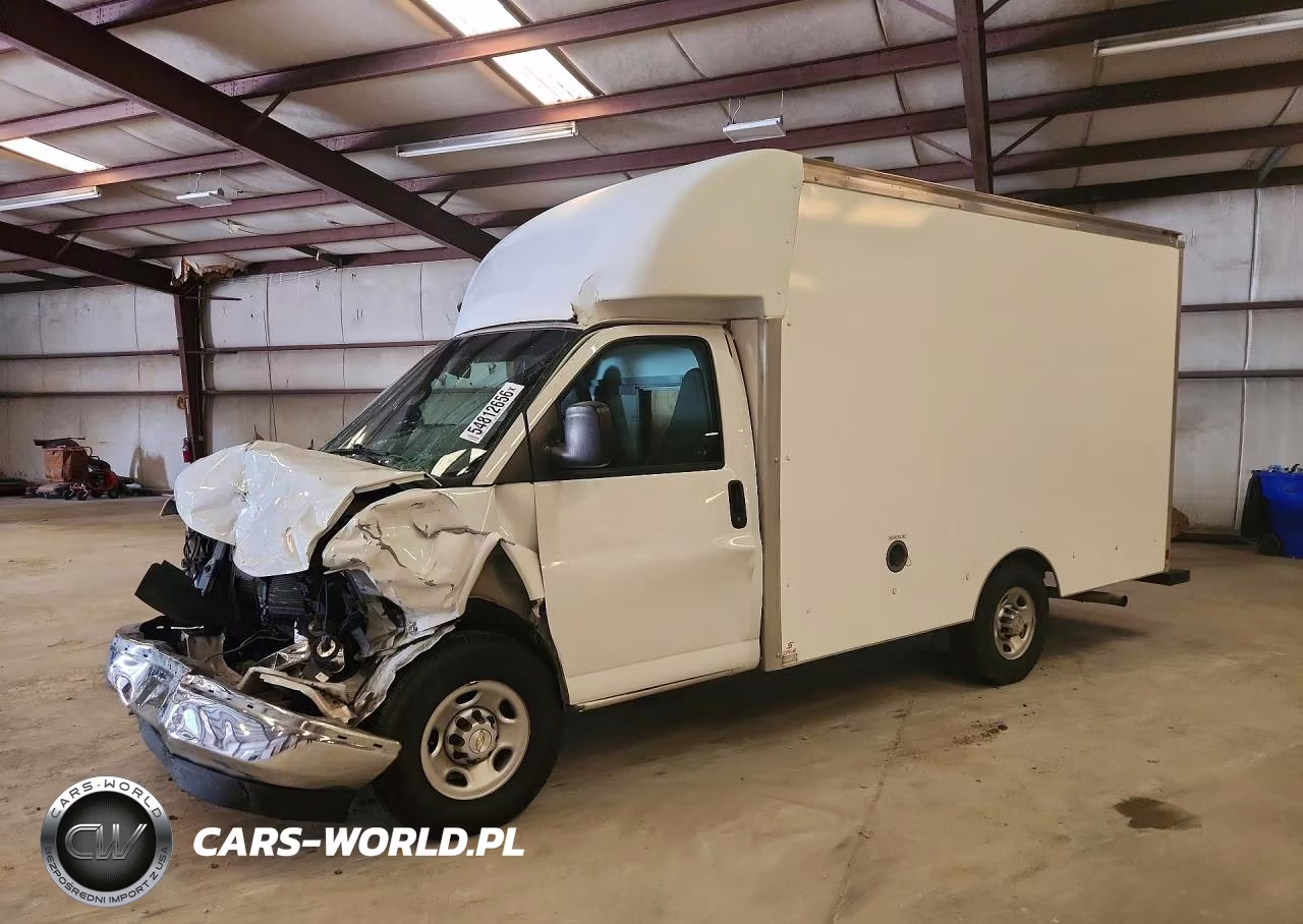 2020 Chevrolet Express Delivery Truck