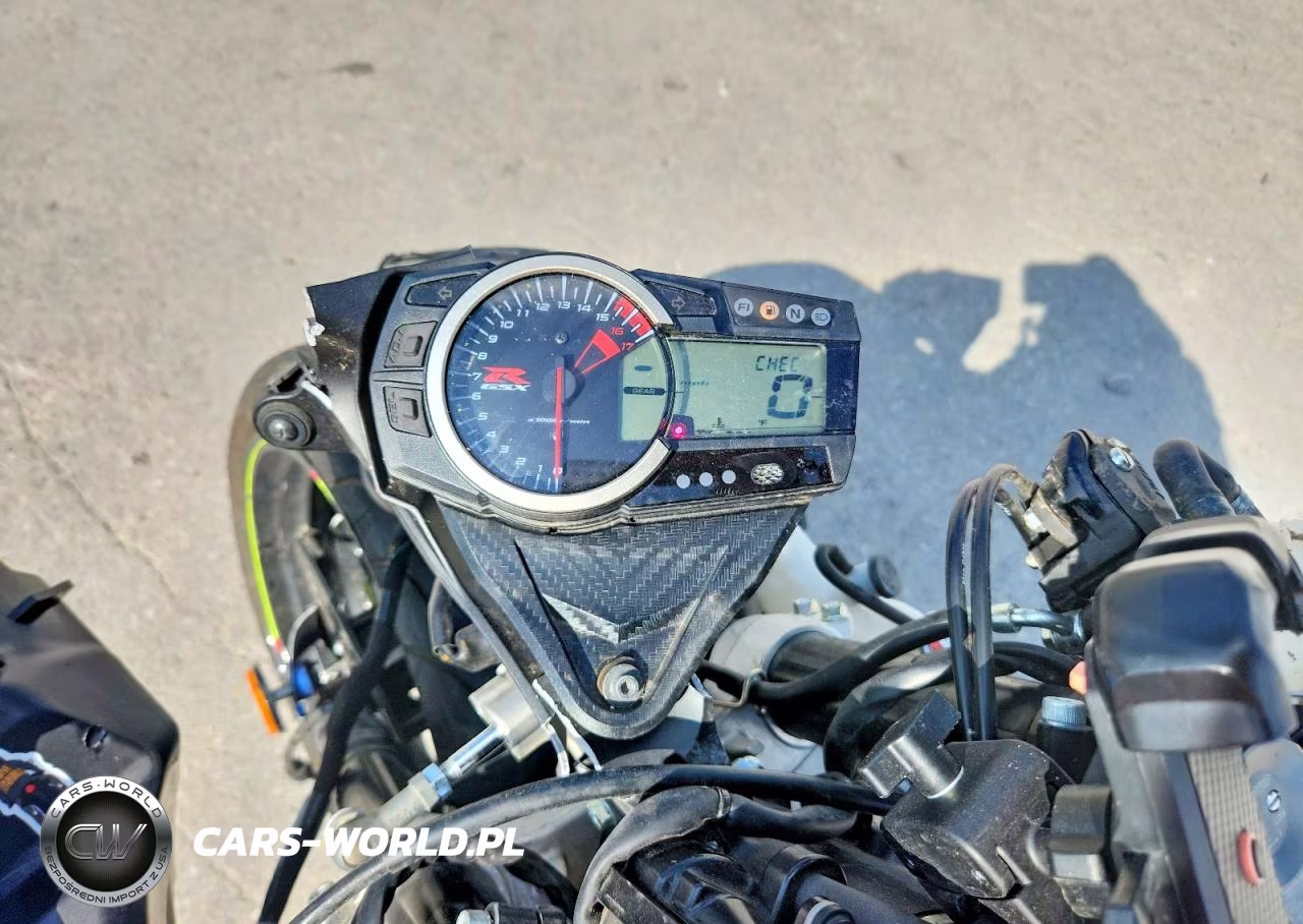 2015 Suzuki Gsx-R600 VIN:JS1GN7FA4F2101042 - 7