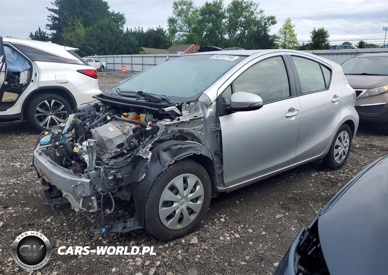 2014 Toyota Prius C Two