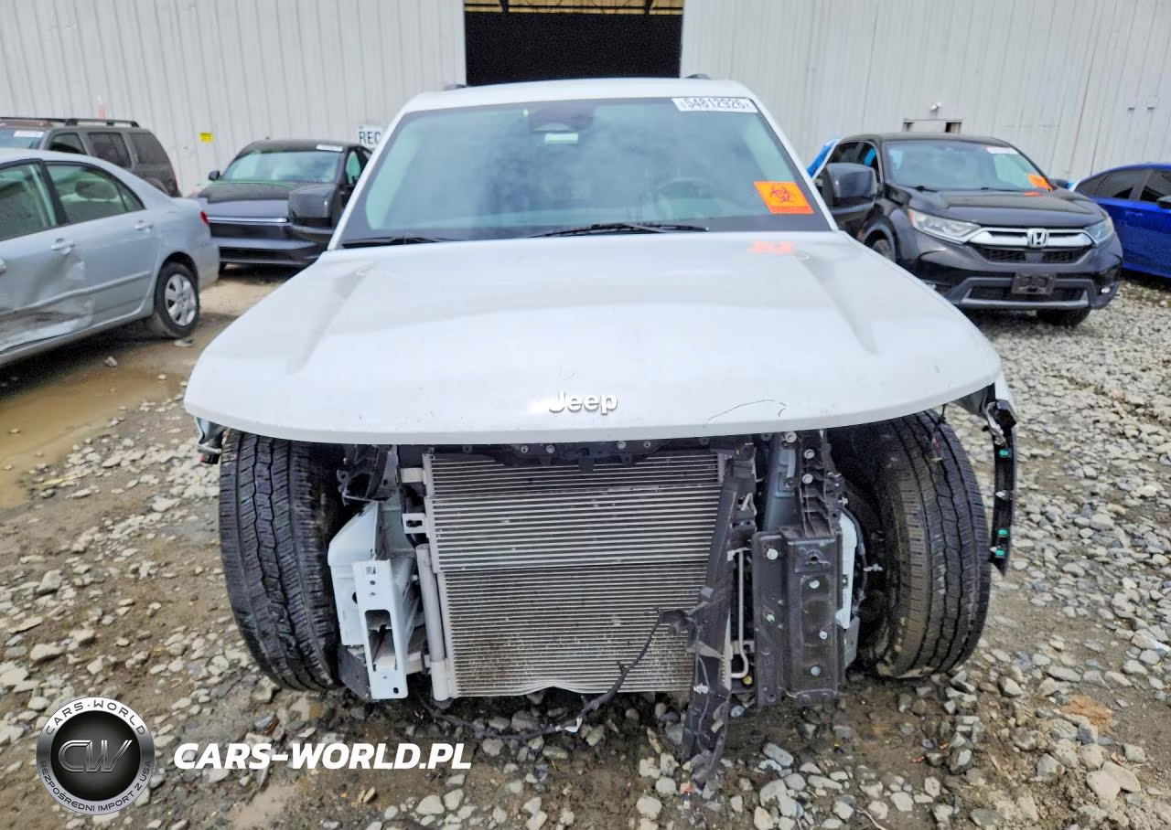 2023 Jeep Grand Cherokee Laredo-Altitude VIN:1C4RJHAG5PC560877 - 5